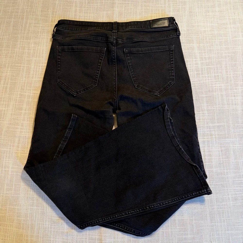 Hollister High-Rise Flare Jeans Black Classic Stretch Womens 12S W31S Short